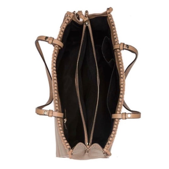 NEW Vince Camuto Litzy Fawn Leather Tote - Picture 4 of 8